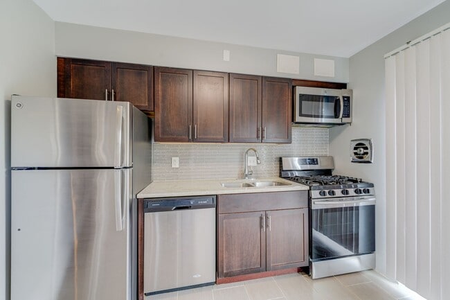 property at 3 Heartwoods Ct