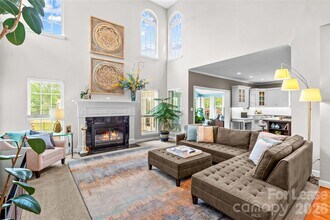 806 Pine Forest Rd in Charlotte, NC - Building Photo - Building Photo