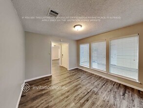 1403 Ravenscourt Dr in Sugar Land, TX - Building Photo - Building Photo