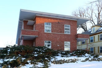 1429 E Johnson St in Madison, WI - Building Photo - Building Photo