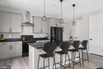 154 Nevermore Dr in Winchester, VA - Building Photo - Building Photo