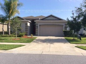 6310 Neamathla Dr in Lakeland, FL - Building Photo