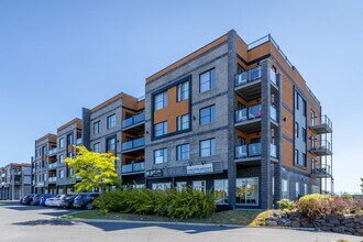 1499 De Chambly Ch in Carignan, QC - Building Photo - Building Photo