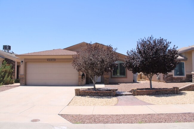 property at 3713 Loma Esteban