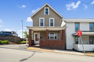 610 W Pittsburgh St in Greensburg, PA - Building Photo - Building Photo