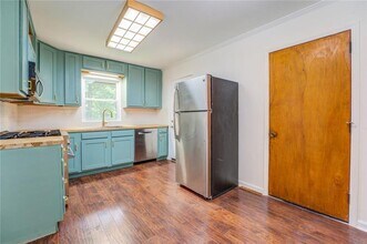 1288 Elva Dr SW in Atlanta, GA - Building Photo - Building Photo