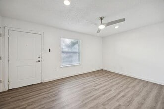 809 W Broadus St in Fort Worth, TX - Building Photo - Building Photo