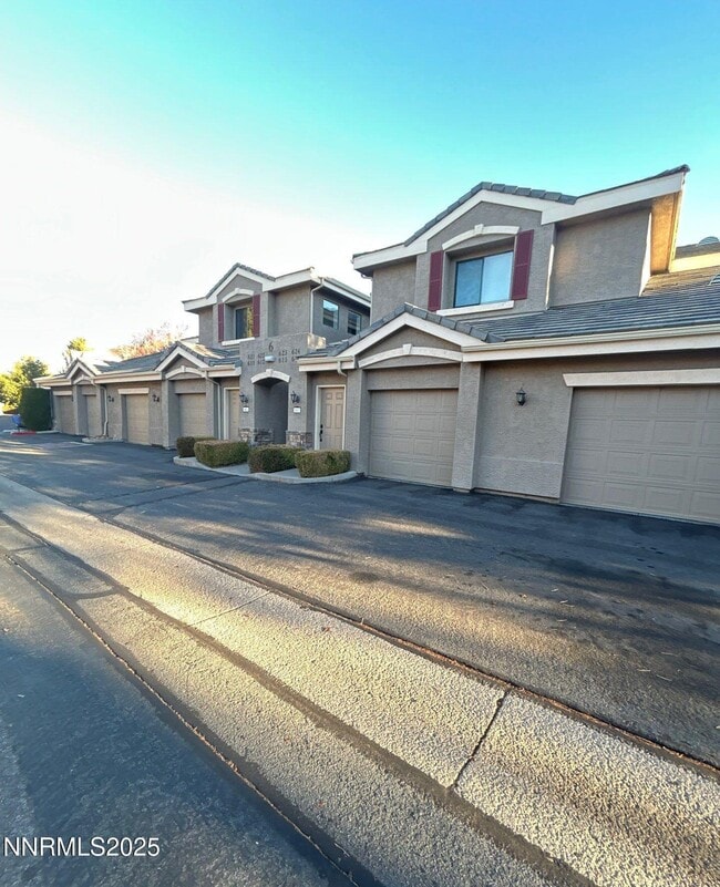 900 S Meadows Pkwy in Reno, NV - Building Photo - Building Photo