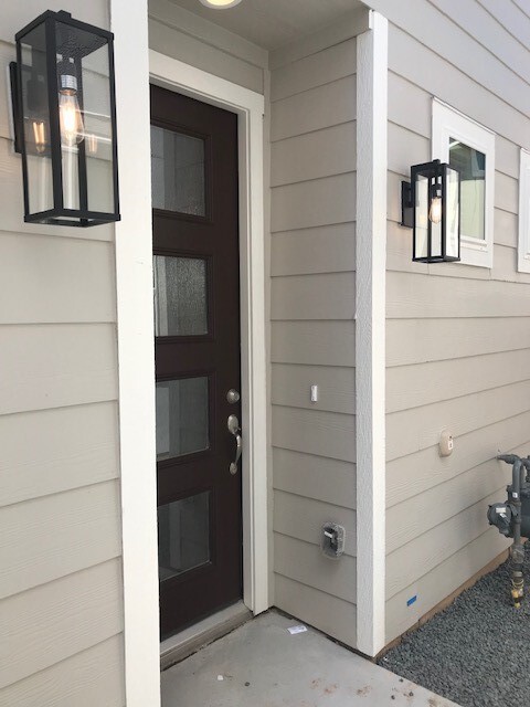 property at 3115 Flower Market Ln