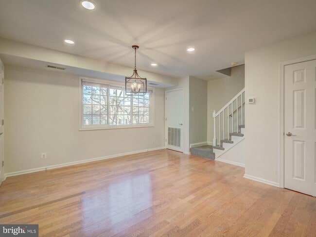 5210 Maris Ave in Alexandria, VA - Building Photo - Building Photo
