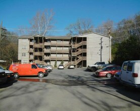 Brook Creek Apartments in Morgantown, WV - Building Photo - Building Photo