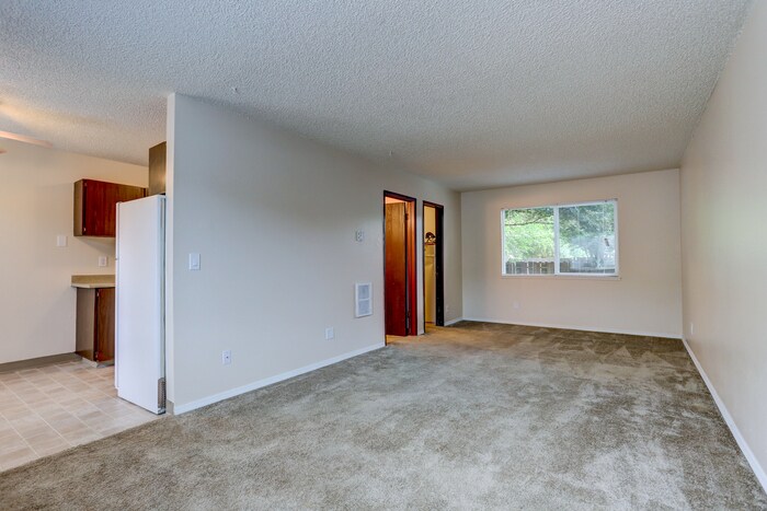 2654 SE 160th Ave in Portland, OR - Building Photo