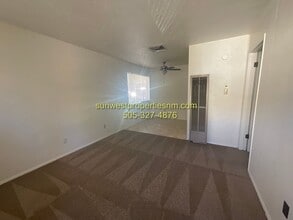 710 N Orchard Ave in Farmington, NM - Building Photo - Building Photo