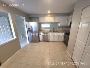 47 Lucinda Ct in Hampton, VA - Building Photo - Building Photo