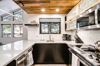 1237 CO-103 in Idaho Springs, CO - Building Photo - Building Photo