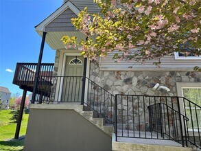 16 David Lester Dr in Monroe, NY - Building Photo - Building Photo