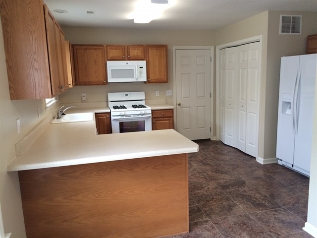 159 Sailway Rd in Winston-Salem, NC - Foto de edificio - Building Photo