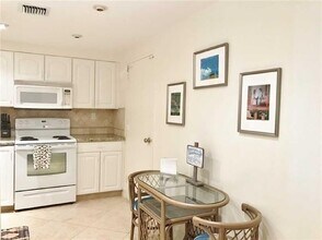 4250 Galt Ocean Dr, Unit 15a in Fort Lauderdale, FL - Building Photo - Building Photo