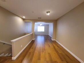 8484 Crystal Walk Cir in Elk Grove, CA - Building Photo - Building Photo