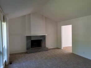 105 Bando Ct in Alamo, CA - Foto de edificio - Building Photo