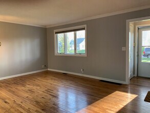 2835 Edgewood Ave S in St. Louis Park, MN - Building Photo - Building Photo
