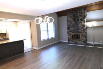 700 Colby Ct in Gurnee, IL - Building Photo - Building Photo