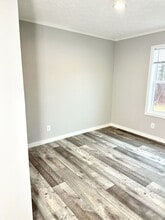17 Hazelwood Ave in Waterville, ME - Building Photo - Building Photo