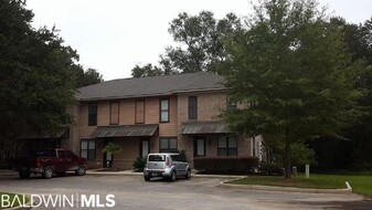 206 Cody Ln in Foley, AL - Building Photo