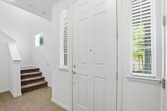 315 Pear Tree Ter in Napa, CA - Building Photo - Building Photo