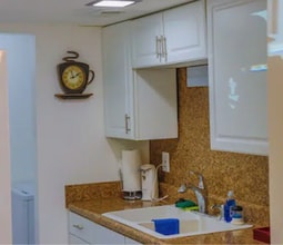 3830 Kensingwood Trce in Decatur, GA - Building Photo - Building Photo