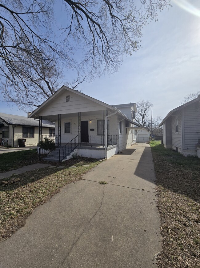 526 Martinson N in Wichita, KS - Building Photo - Building Photo
