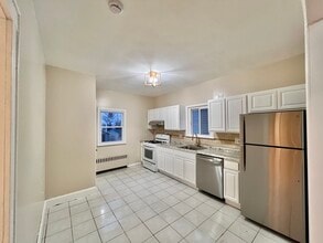 700 Hudson Ave in Secaucus, NJ - Building Photo - Building Photo