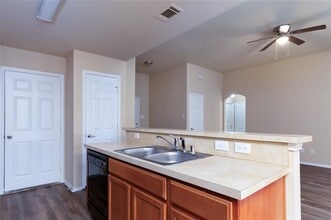 8526 Bearden St in Dallas, TX - Building Photo - Building Photo