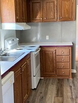 28381 Petes Hwy in Denham Springs, LA - Building Photo