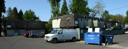 Jade West Apartments in Eugene, OR - Building Photo - Building Photo