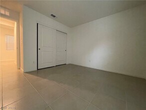 9953 Cluny Ave in Las Vegas, NV - Building Photo - Building Photo