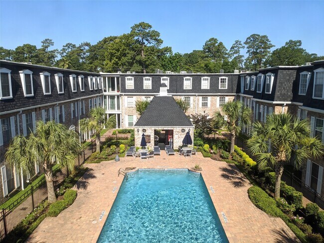 361 N Post Oak Ln in Houston, TX - Building Photo - Building Photo