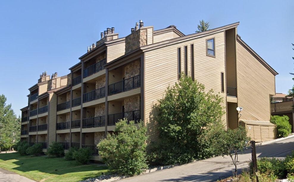 La Casa Condominiums in Steamboat Springs, CO - Building Photo