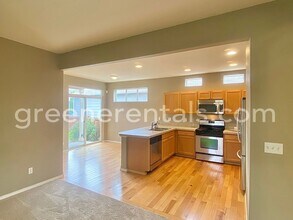 8557 Capstan Dr NE in Lacey, WA - Building Photo - Building Photo