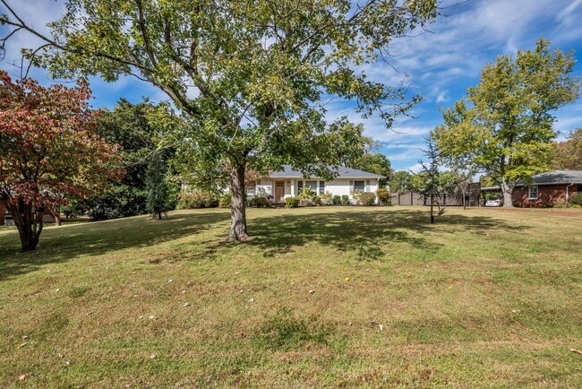 658 Devon Dr in Nashville, TN - Building Photo - Building Photo