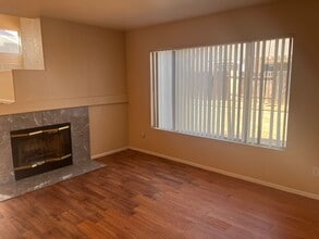 25688 Pacato Rd in Moreno Valley, CA - Foto de edificio - Building Photo