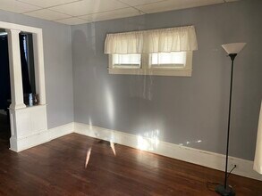 1211 Wood St in Bethlehem, PA - Building Photo - Building Photo