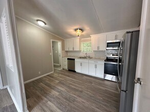 3310 Clifton Ave in Nashville, TN - Building Photo - Building Photo