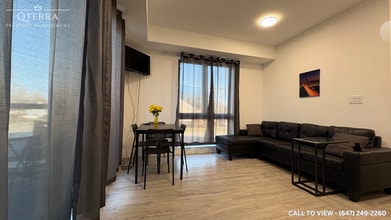 7277 Wilson Cres in Niagara Falls, ON - Building Photo - Building Photo