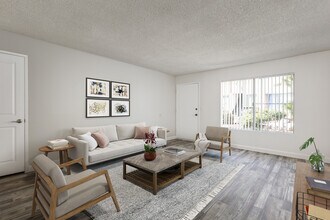 Alderwood in Chula Vista, CA - Building Photo - Building Photo