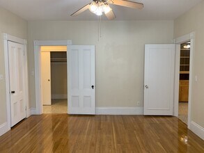 38 Lowell Ave in Newton, MA - Building Photo - Building Photo