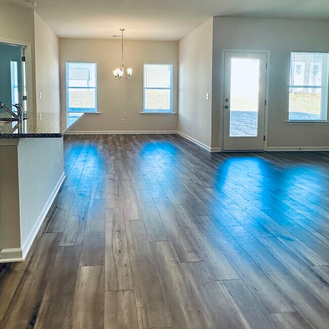 620 Pine Valley Trl in Columbiana, AL - Building Photo - Building Photo