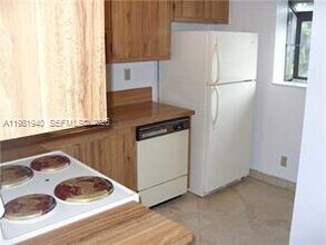 107 Gardens Dr in Pompano Beach, FL - Building Photo - Building Photo