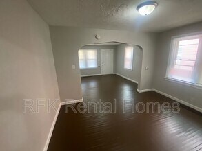 523 N Temple Ave in Indianapolis, IN - Building Photo - Building Photo