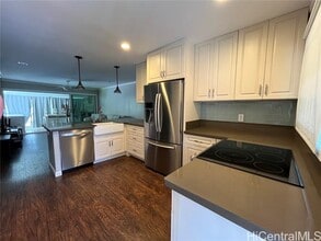 6218 Kawaihae Pl in Honolulu, HI - Building Photo - Building Photo
